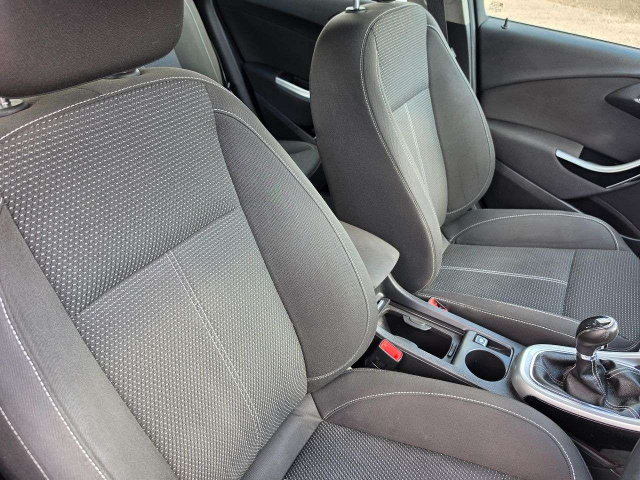 2011 VAUXHALL ASTRA 2011 VAUXHALL ASTRA