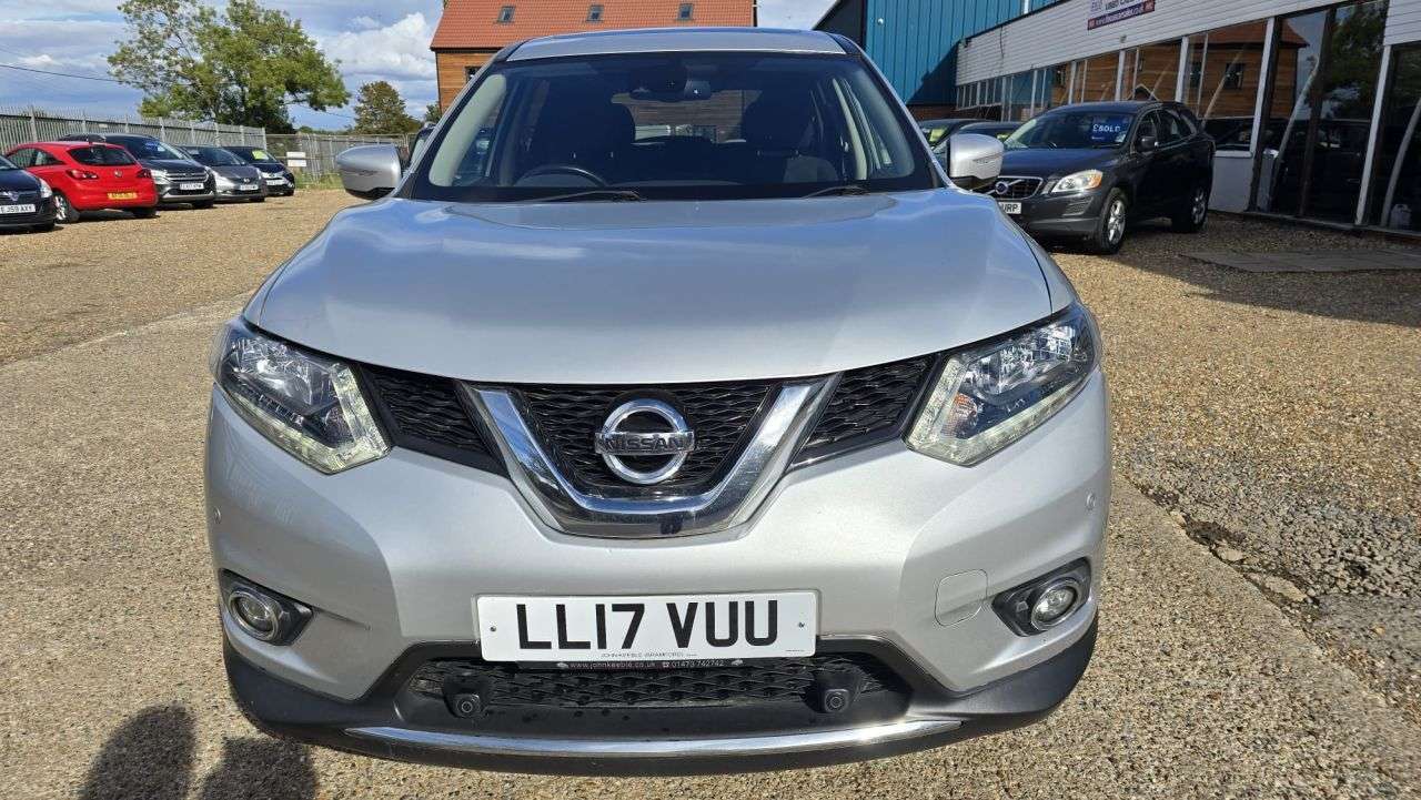A 2017 NISSAN X-TRAIL 1.6 dCi Acenta SUV 5dr Diesel Manual Euro 6 (s/s) (130 ps) SMART VISION PAC A 2017 NISSAN X-TRAIL 1.6 dCi Acenta SUV 5dr Diesel Manual Euro 6 (s/s) (130 ps) SMART VISION PAC
