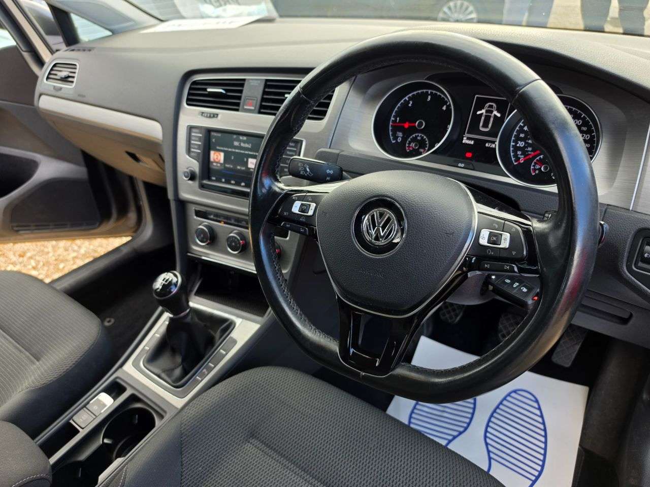 2017 VOLKSWAGEN GOLF 2017 VOLKSWAGEN GOLF