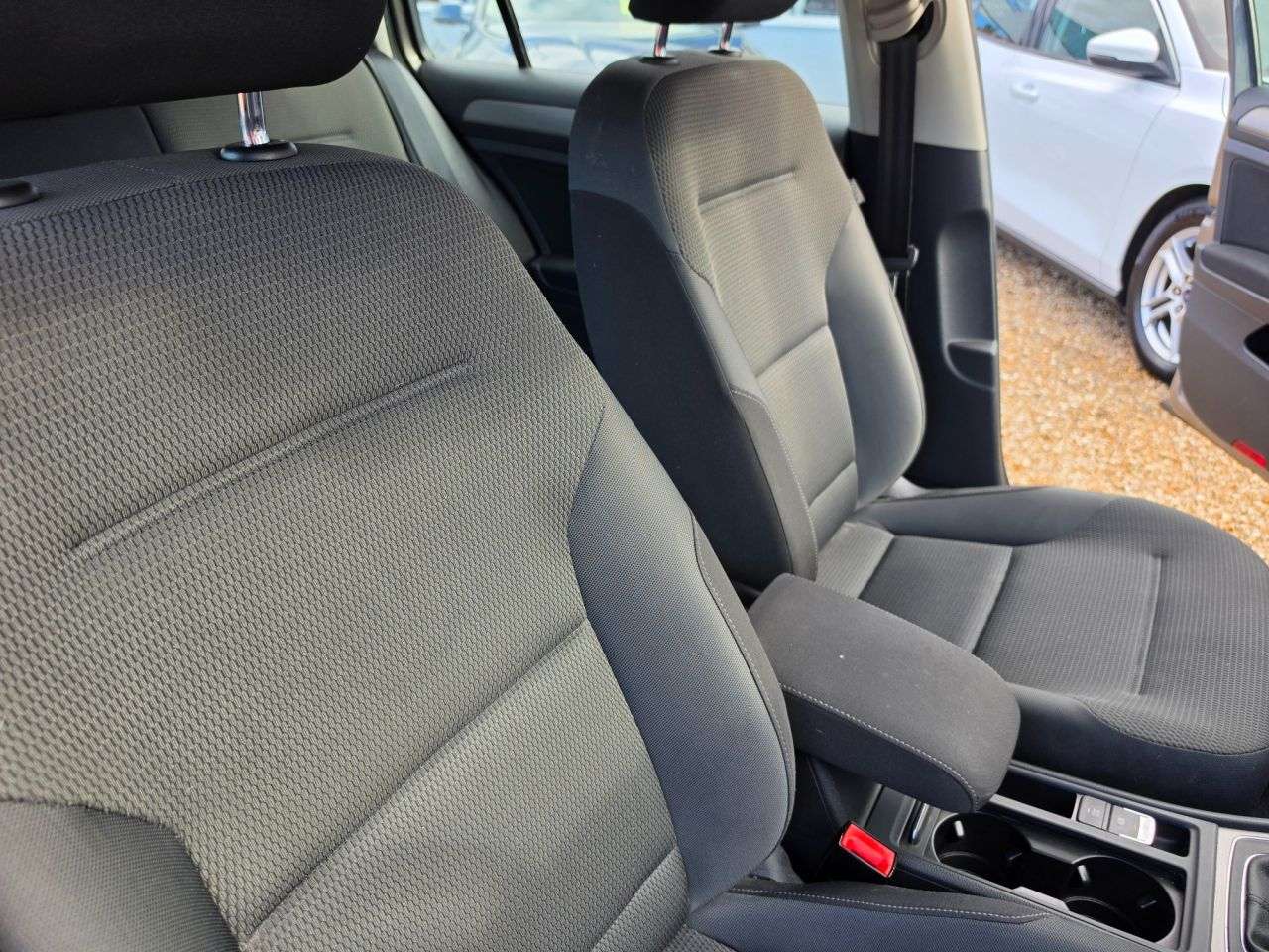 2017 VOLKSWAGEN GOLF 2017 VOLKSWAGEN GOLF