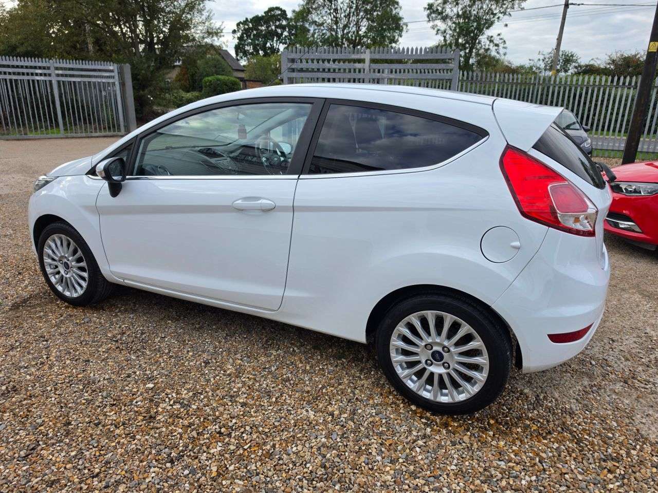 2015 FORD FIESTA 2015 FORD FIESTA