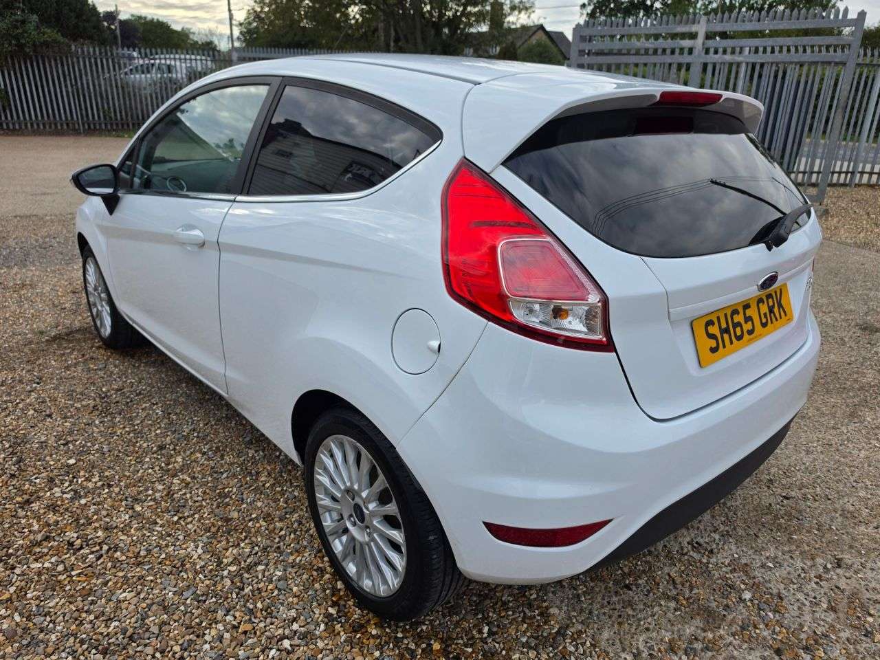 2015 FORD FIESTA 2015 FORD FIESTA