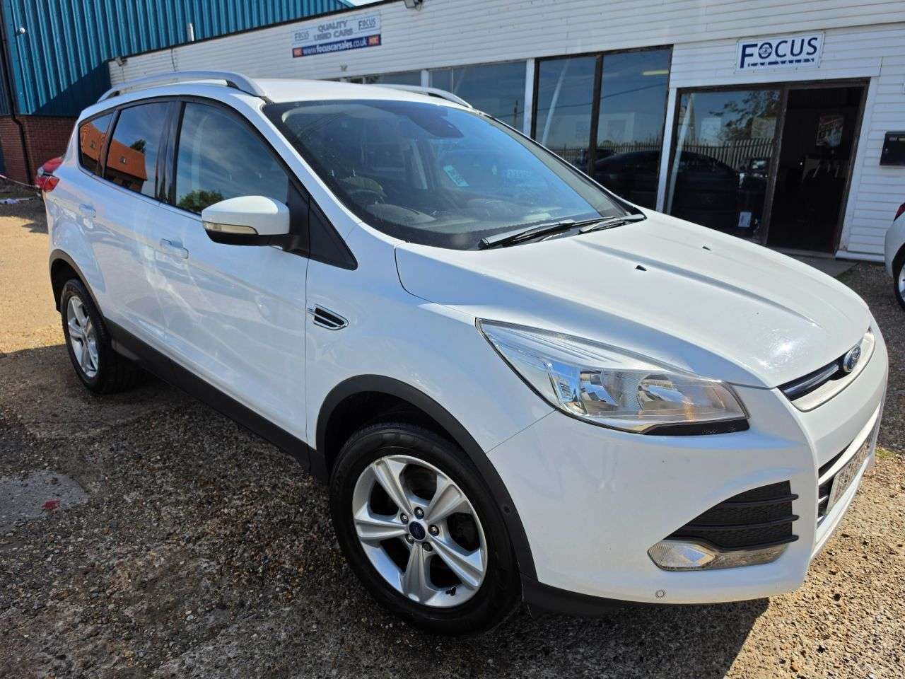 A 2016 FORD KUGA 2.0 TDCi Zetec SUV 5dr Diesel Manual 2WD Euro 6 (s/s) (150 ps) LOW MILEAGE A 2016 FORD KUGA 2.0 TDCi Zetec SUV 5dr Diesel Manual 2WD Euro 6 (s/s) (150 ps) LOW MILEAGE