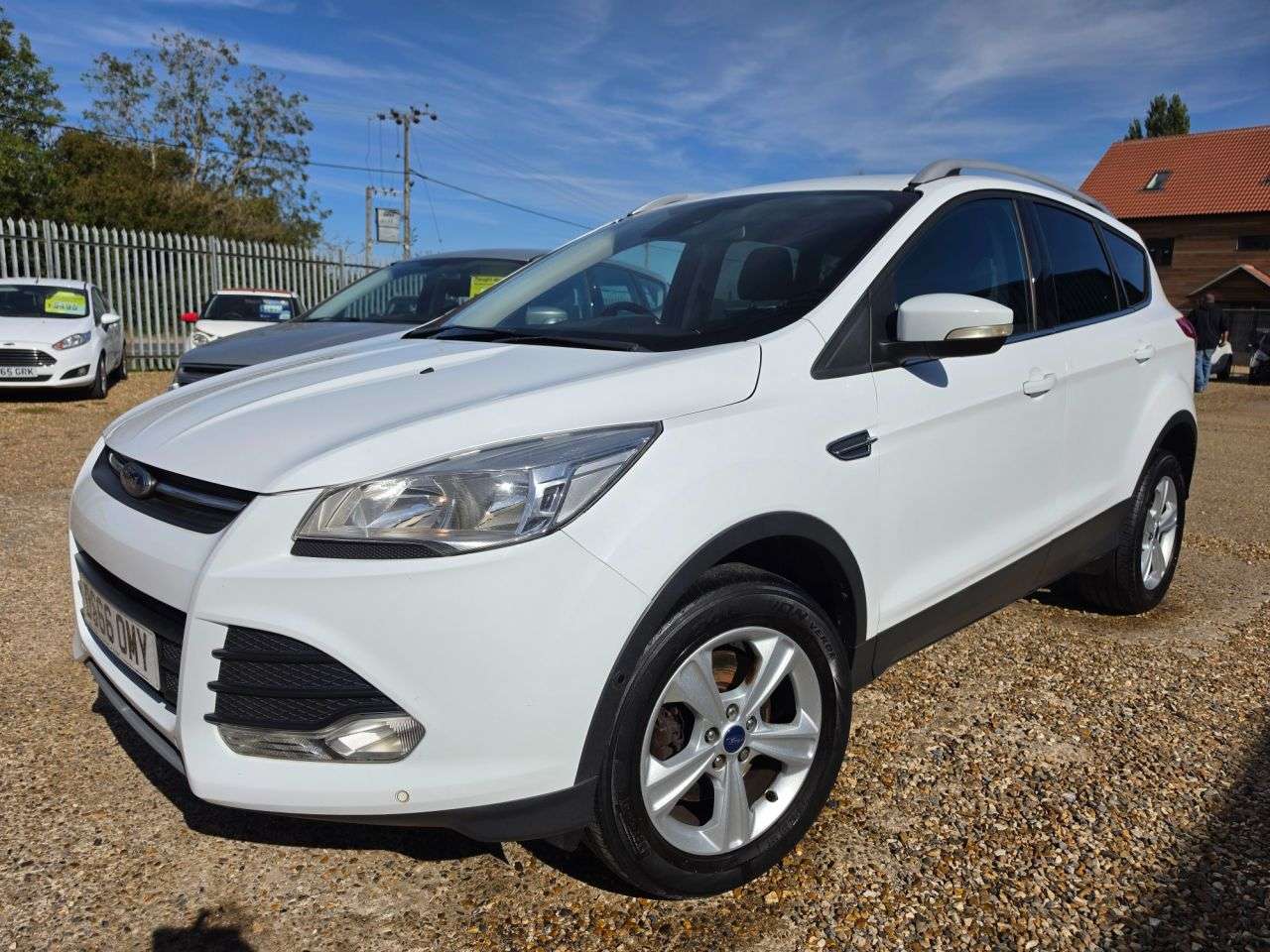 A 2016 FORD KUGA 2.0 TDCi Zetec SUV 5dr Diesel Manual 2WD Euro 6 (s/s) (150 ps) LOW MILEAGE A 2016 FORD KUGA 2.0 TDCi Zetec SUV 5dr Diesel Manual 2WD Euro 6 (s/s) (150 ps) LOW MILEAGE