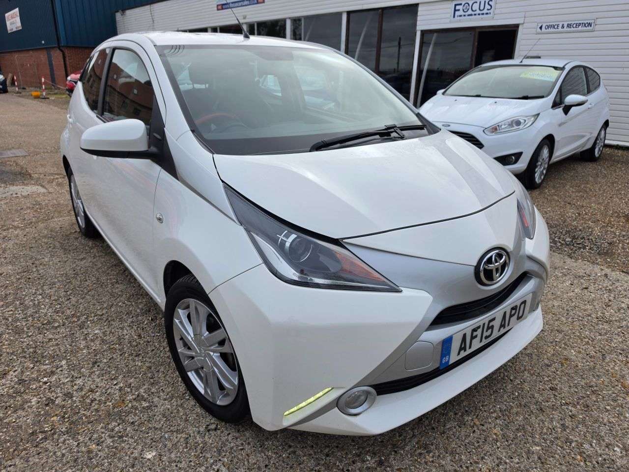 A 2015 TOYOTA AYGO 1.0 VVT-i x-pression Hatchback 5dr Petrol Manual Euro 5 Euro 5 (68 ps) COLD A 2015 TOYOTA AYGO 1.0 VVT-i x-pression Hatchback 5dr Petrol Manual Euro 5 Euro 5 (68 ps) COLD