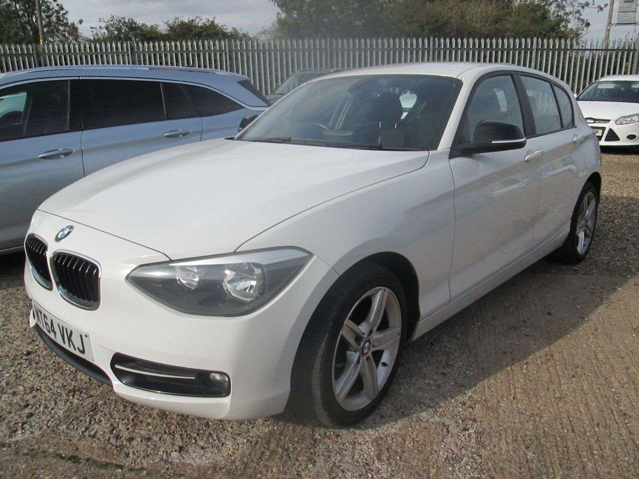 A 2014 BMW 1 SERIES 2.0 116d Sport Hatchback 5dr Diesel Manual Euro 5 (s/s) (116 ps) FSH + 2KEY A 2014 BMW 1 SERIES 2.0 116d Sport Hatchback 5dr Diesel Manual Euro 5 (s/s) (116 ps) FSH + 2KEY