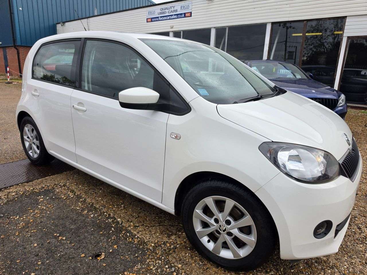 A 2012 SKODA CITIGO 1.0 MPI GreenTech Elegance Hatchback 5dr Petrol Manual Euro 5 (s/s) (60 ps) A 2012 SKODA CITIGO 1.0 MPI GreenTech Elegance Hatchback 5dr Petrol Manual Euro 5 (s/s) (60 ps)