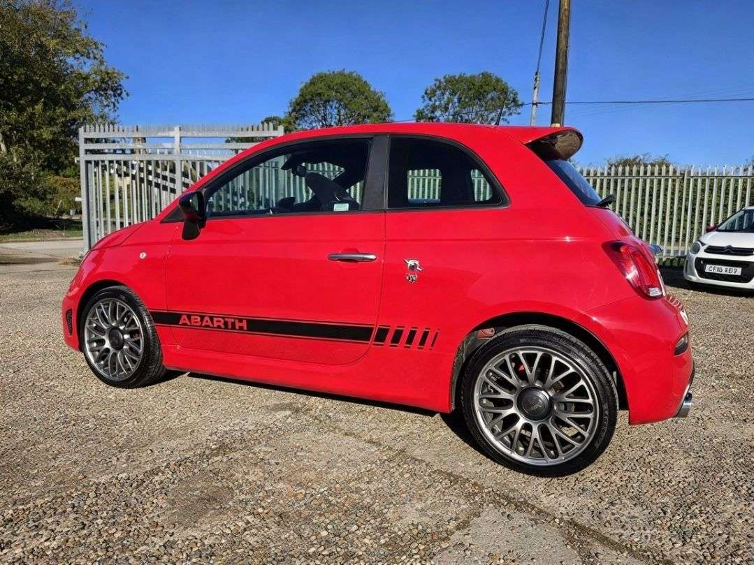 2018 ABARTH 595 2018 ABARTH 595