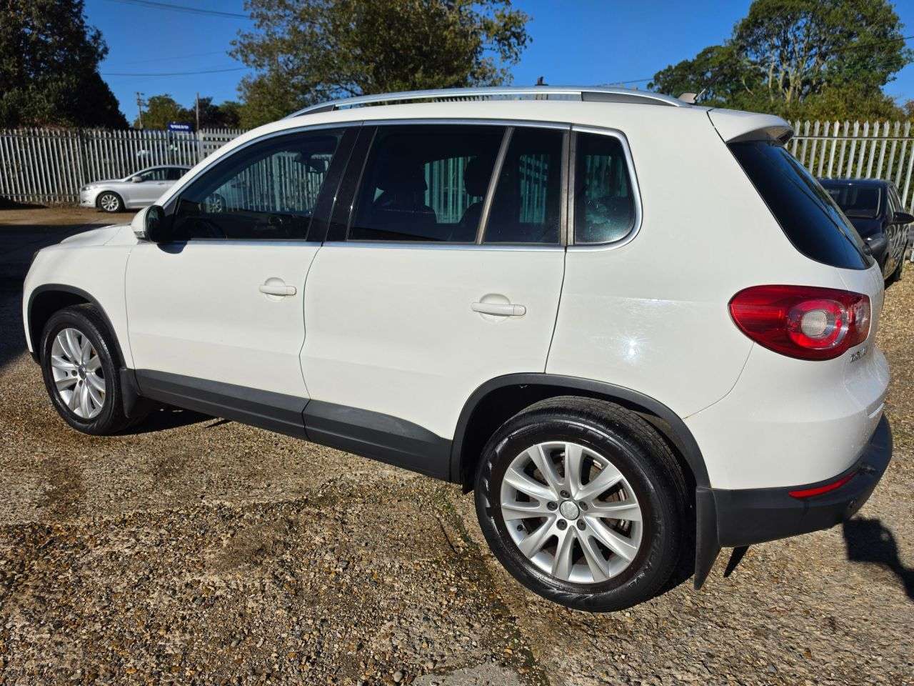 2011 VOLKSWAGEN TIGUAN 2011 VOLKSWAGEN TIGUAN
