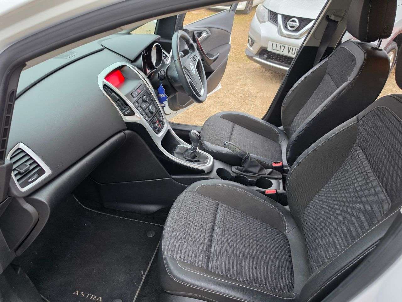 2015 VAUXHALL ASTRA 2015 VAUXHALL ASTRA