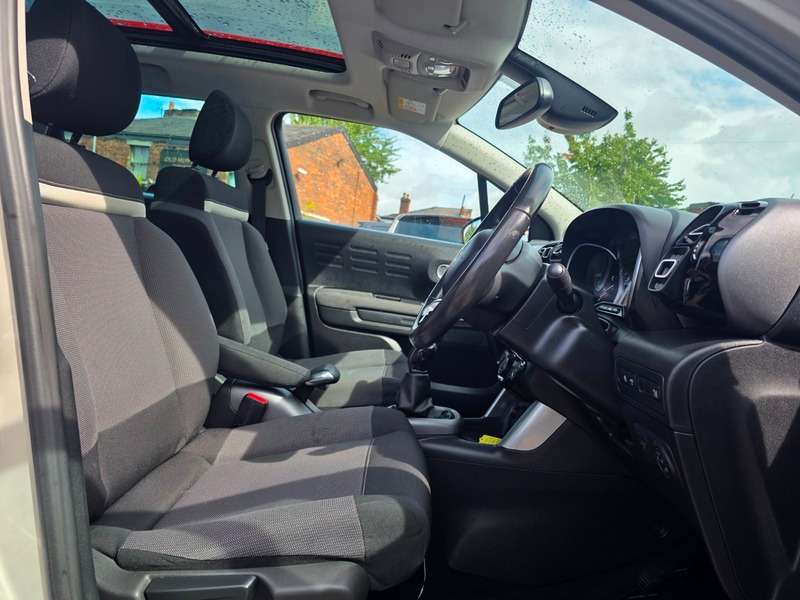 A 2018 CITROEN C3 AIRCROSS BLUEHDI FLAIR A 2018 CITROEN C3 AIRCROSS BLUEHDI FLAIR