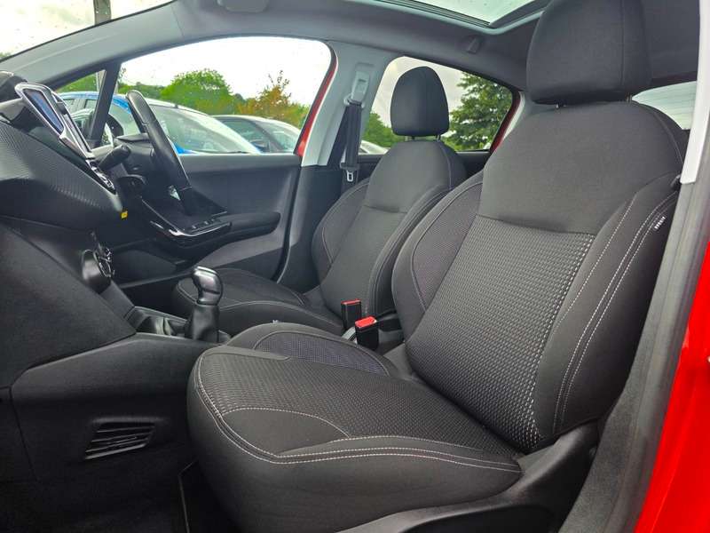 2018 PEUGEOT 208 2018 PEUGEOT 208