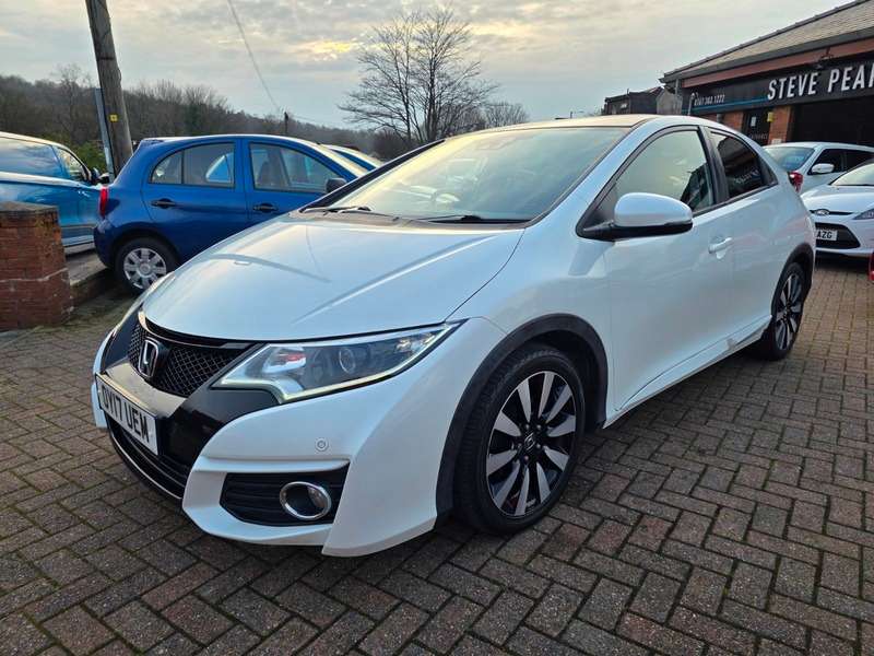 A 2017 HONDA CIVIC I-VTEC SR A 2017 HONDA CIVIC I-VTEC SR