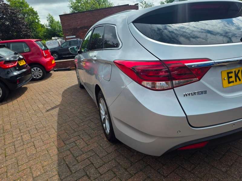 2015 HYUNDAI I40 2015 HYUNDAI I40