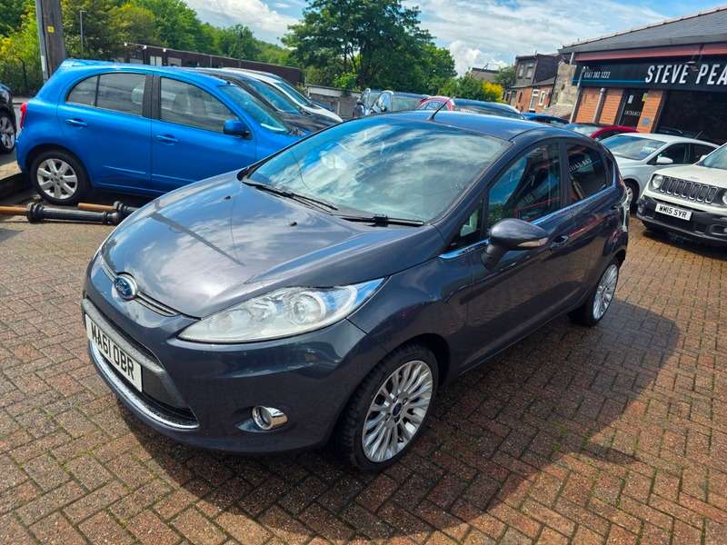 A 2011 FORD FIESTA TITANIUM A 2011 FORD FIESTA TITANIUM