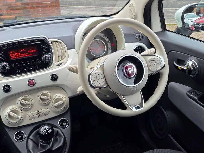 2017 FIAT 500 2017 FIAT 500