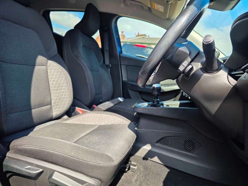 A 2020 RENAULT CLIO ICONIC TCE A 2020 RENAULT CLIO ICONIC TCE