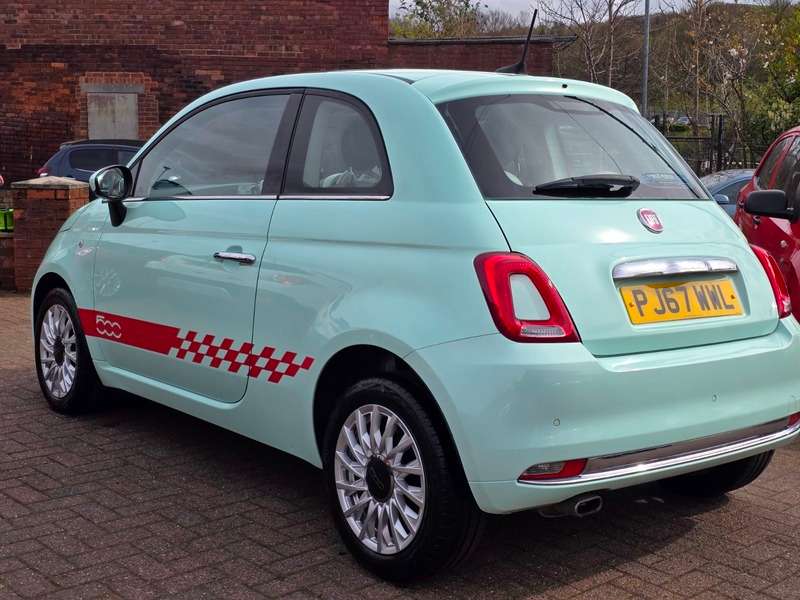 2017 FIAT 500 2017 FIAT 500