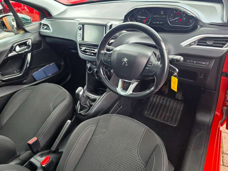 2018 PEUGEOT 208 2018 PEUGEOT 208