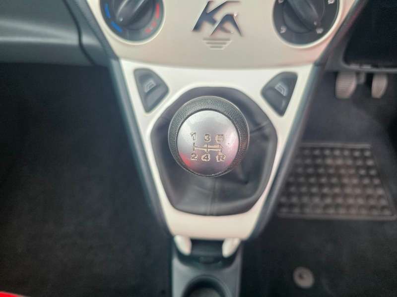 2015 FORD KA 2015 FORD KA