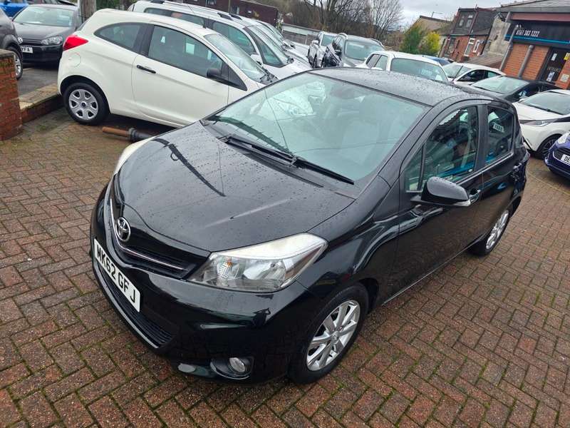 2012 TOYOTA YARIS 2012 TOYOTA YARIS