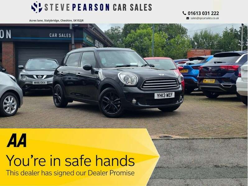 A 2013 MINI COUNTRYMAN COOPER D A 2013 MINI COUNTRYMAN COOPER D