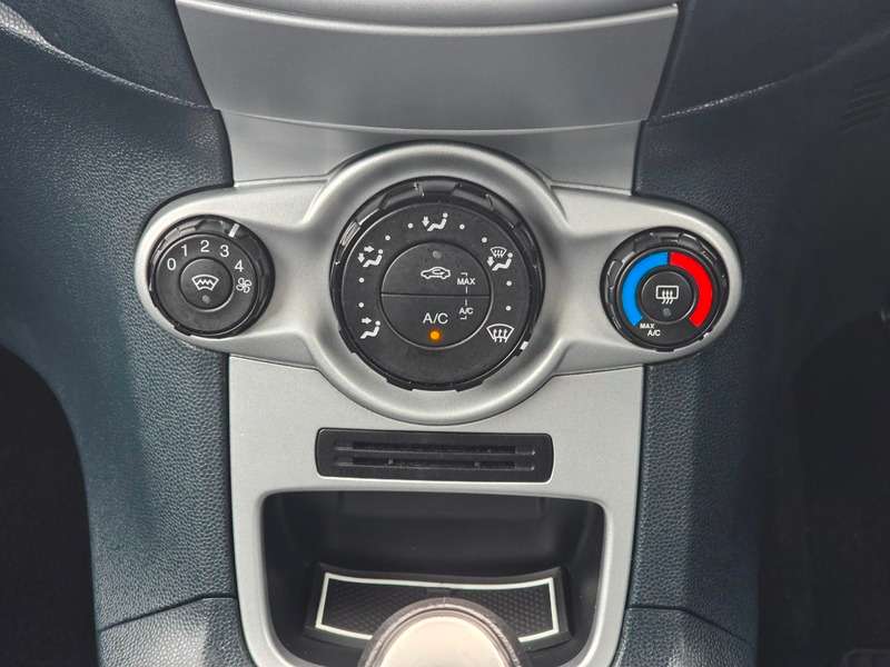 2012 FORD FIESTA 2012 FORD FIESTA