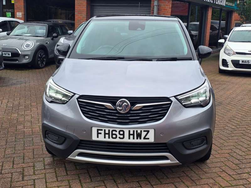 A 2019 VAUXHALL CROSSLAND X SPORT NAV PREMIUM A 2019 VAUXHALL CROSSLAND X SPORT NAV PREMIUM