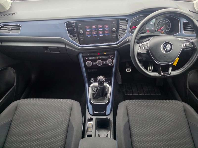 2021 VOLKSWAGEN T-ROC 2021 VOLKSWAGEN T-ROC