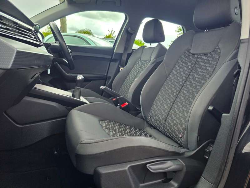 2021 AUDI A1 2021 AUDI A1