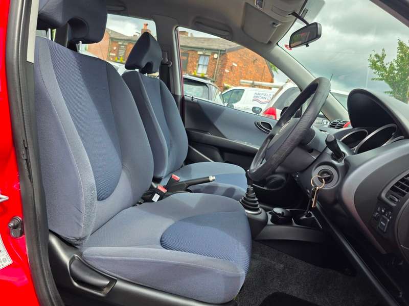 A 2002 HONDA JAZZ DSI S A 2002 HONDA JAZZ DSI S