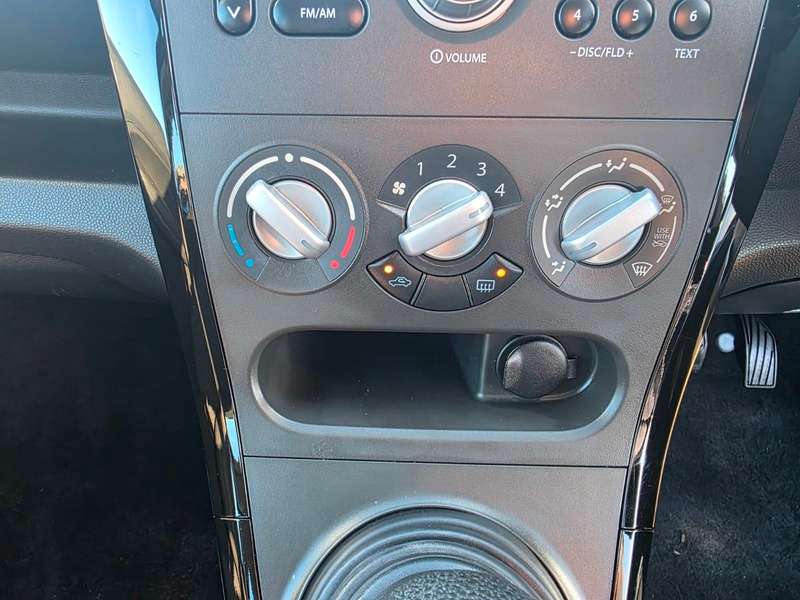 2013 SUZUKI SPLASH 2013 SUZUKI SPLASH