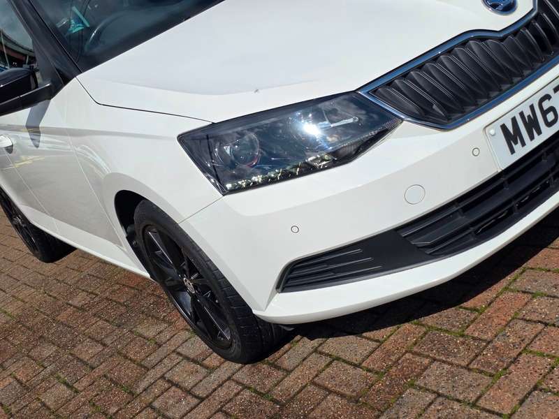 2017 SKODA FABIA 2017 SKODA FABIA
