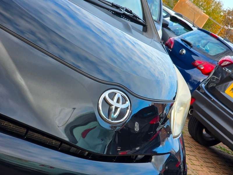 2009 TOYOTA IQ 2009 TOYOTA IQ
