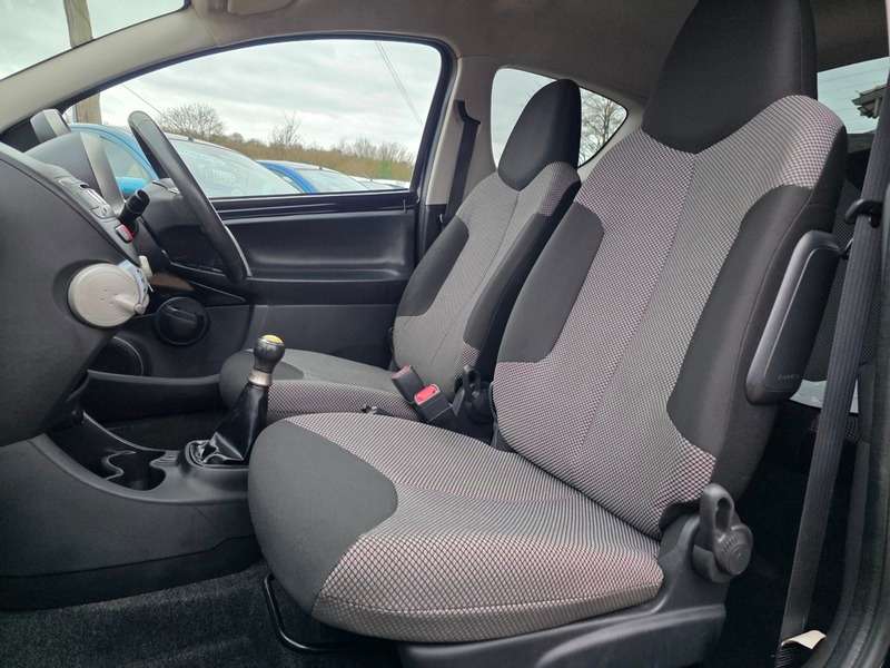 2013 TOYOTA AYGO 2013 TOYOTA AYGO