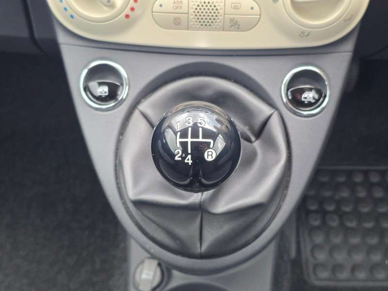 2017 FIAT 500 2017 FIAT 500