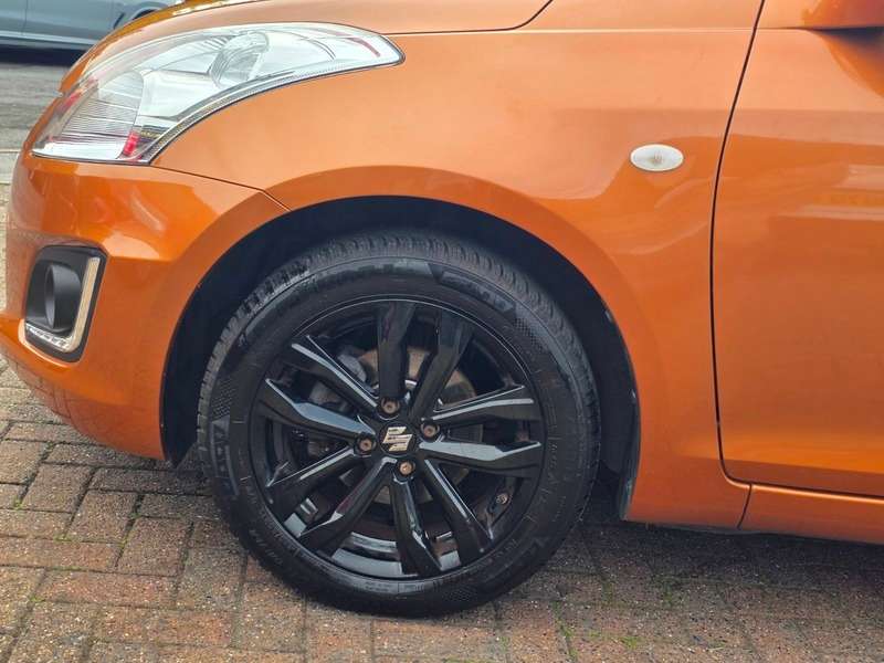 2017 SUZUKI SWIFT 2017 SUZUKI SWIFT