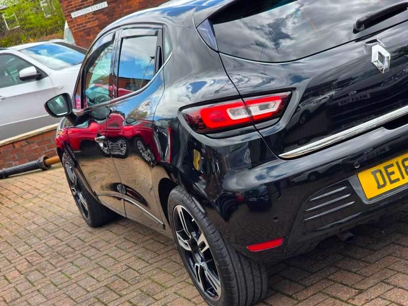 2018 RENAULT CLIO 2018 RENAULT CLIO