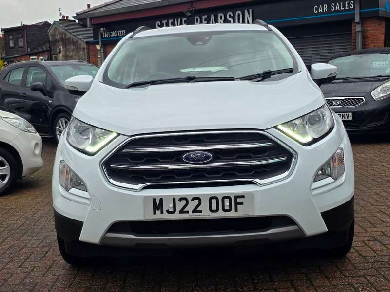 A 2022 FORD ECOSPORT TITANIUM A 2022 FORD ECOSPORT TITANIUM