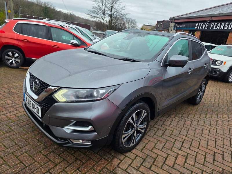 A 2019 NISSAN QASHQAI DIG-T N-CONNECTA A 2019 NISSAN QASHQAI DIG-T N-CONNECTA