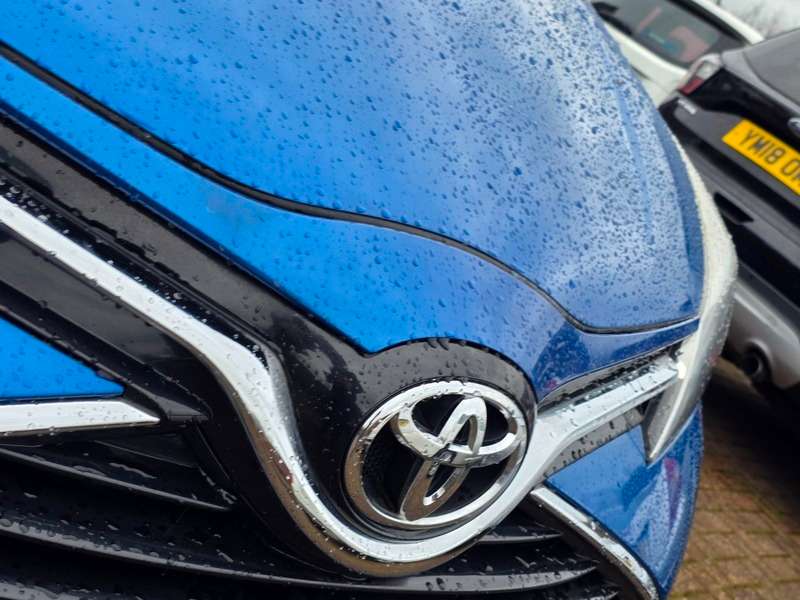 2015 TOYOTA YARIS 2015 TOYOTA YARIS