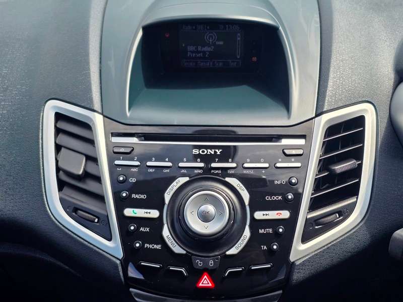 2011 FORD FIESTA 2011 FORD FIESTA