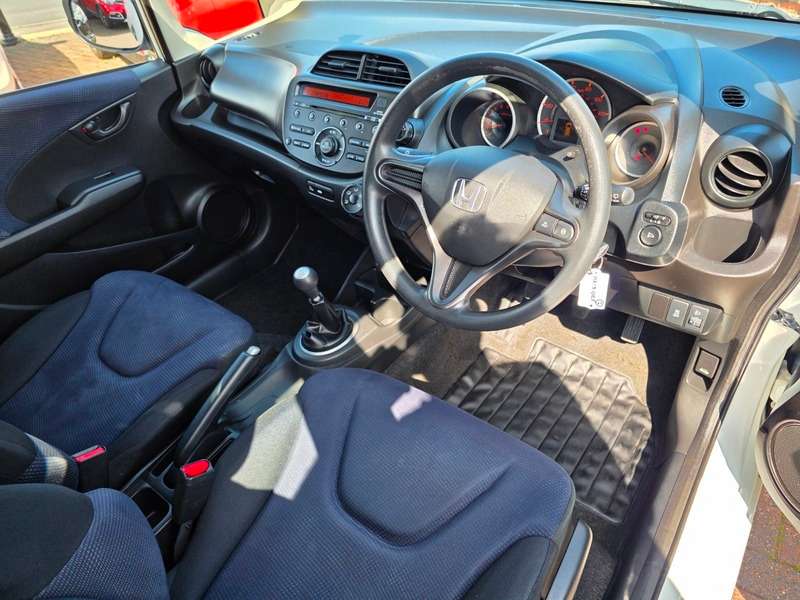 2013 HONDA JAZZ 2013 HONDA JAZZ