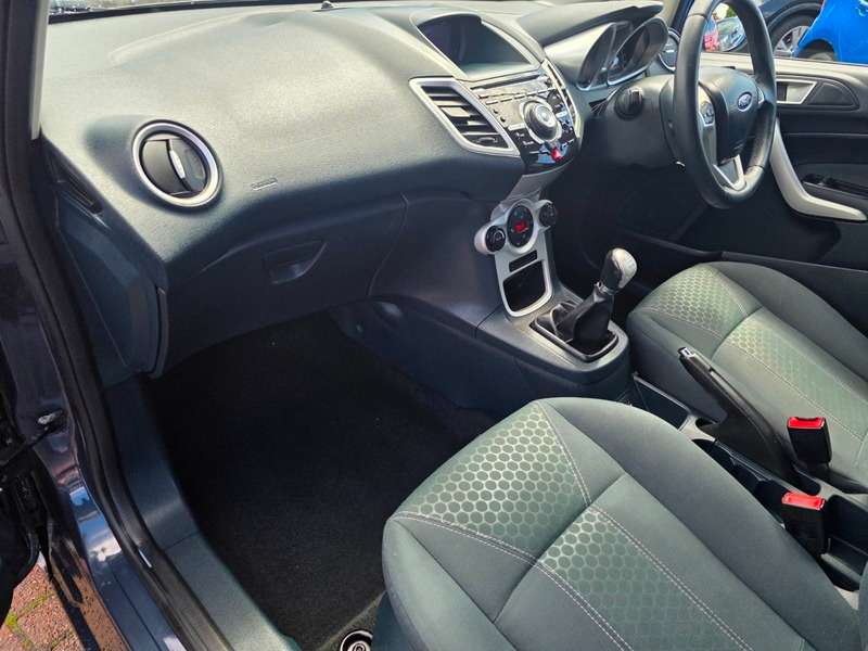 2011 FORD FIESTA 2011 FORD FIESTA