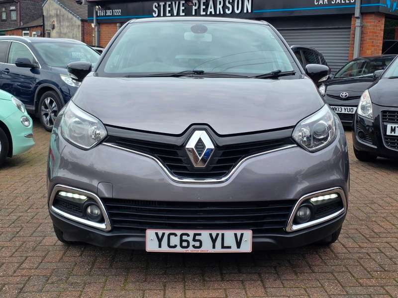 A 2015 RENAULT CAPTUR DYNAMIQUE S NAV DCI A 2015 RENAULT CAPTUR DYNAMIQUE S NAV DCI