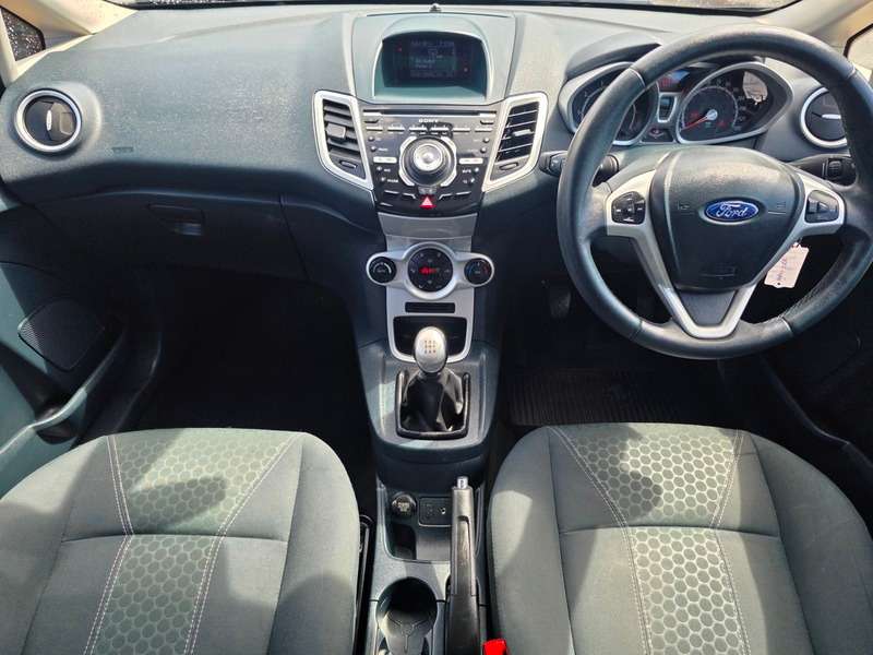 2011 FORD FIESTA 2011 FORD FIESTA