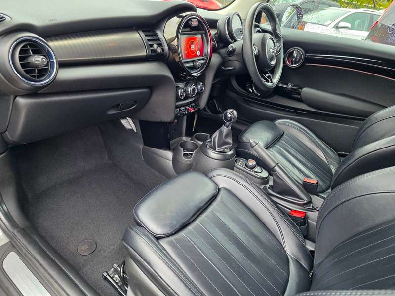 2019 MINI COOPER 2019 MINI COOPER