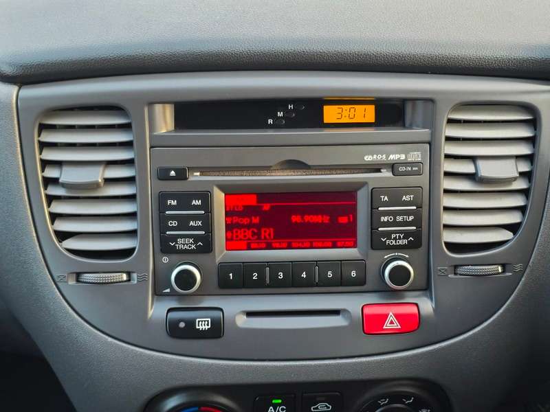 2009 KIA RIO 2009 KIA RIO