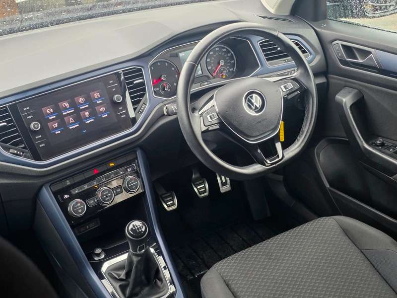 2021 VOLKSWAGEN T-ROC 2021 VOLKSWAGEN T-ROC