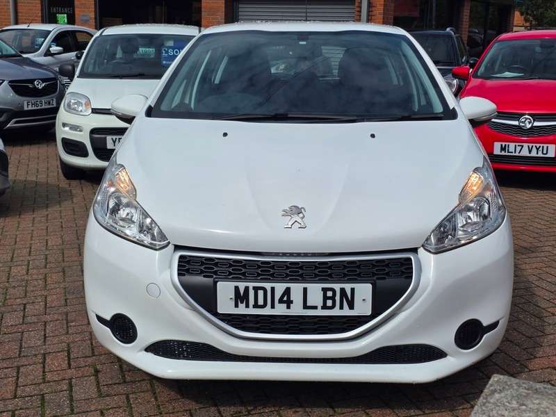 A 2014 PEUGEOT 208 ACCESS PLUS A 2014 PEUGEOT 208 ACCESS PLUS